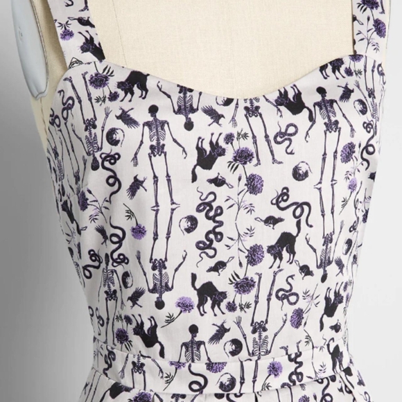 Purple Halloween Print Modcloth Dress Sz 16 NWOT - Picture 3 of 6